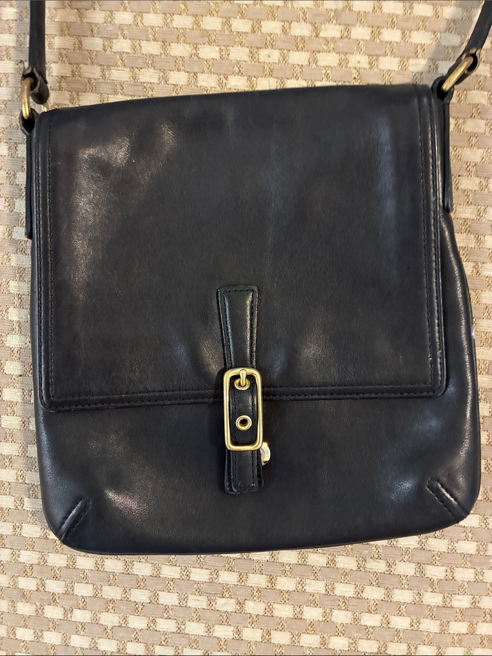 Gorgeous vintage Coach Legacy bag